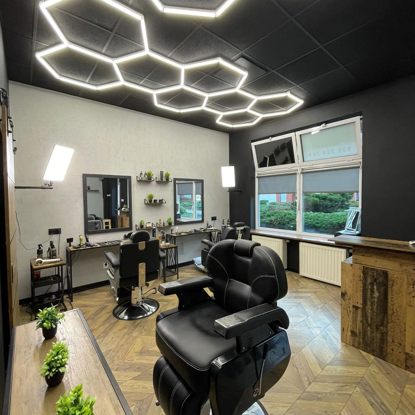ELEGANCKO Barber — Praga-Południe