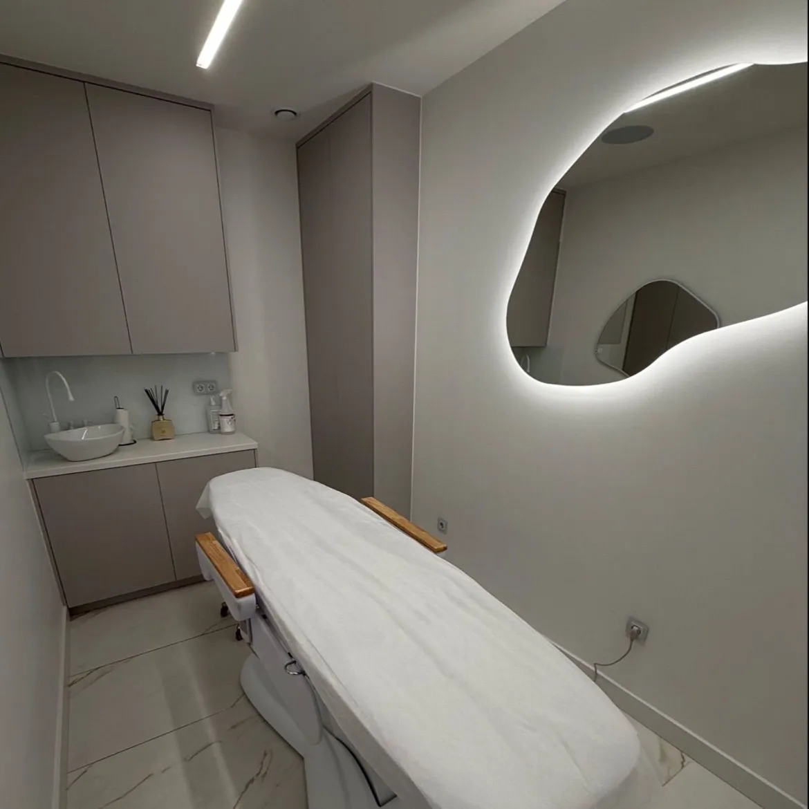 Salon