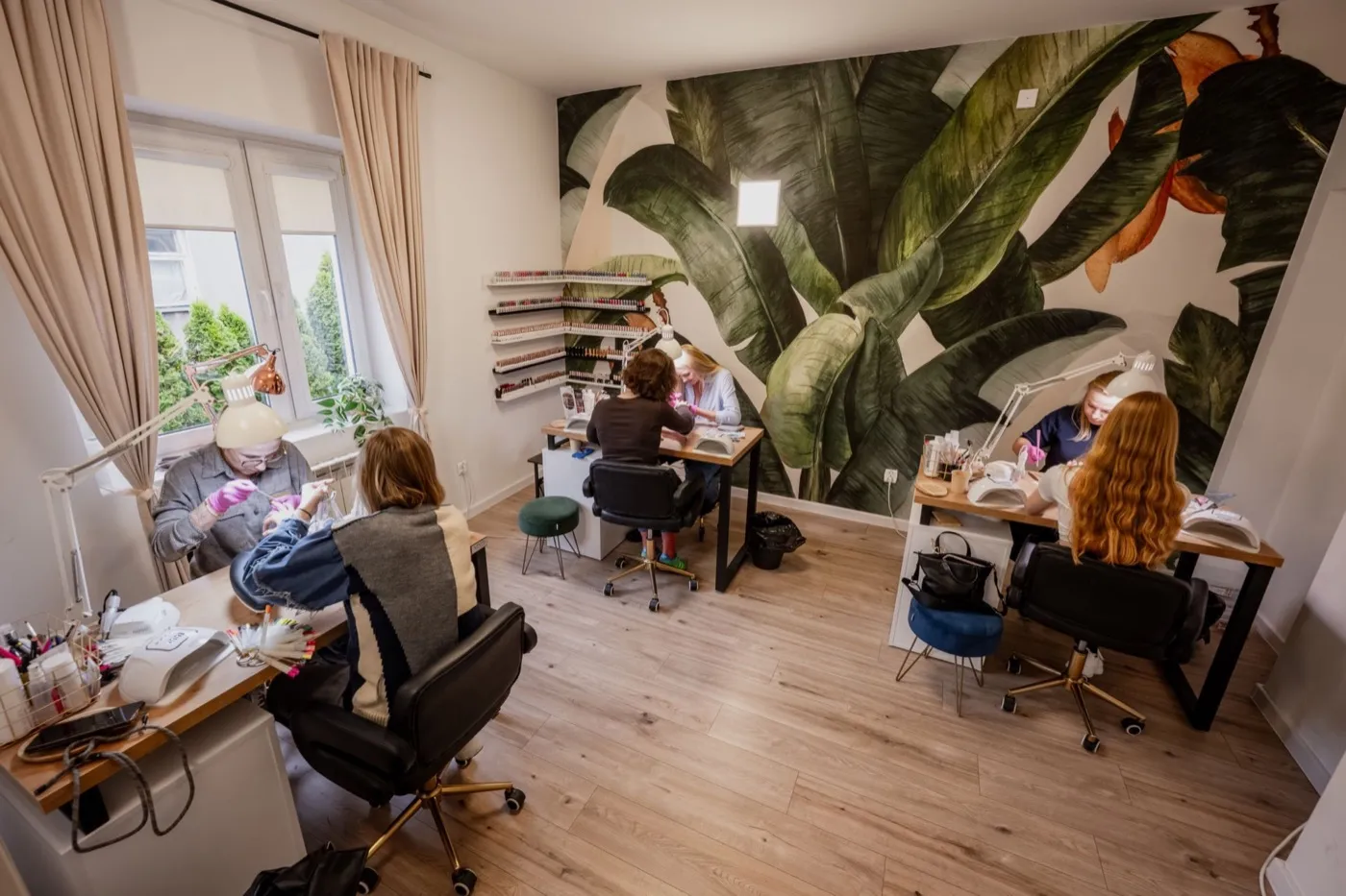 T&T Atelier Paznokcie & Kosmetyka — Praga-Południe